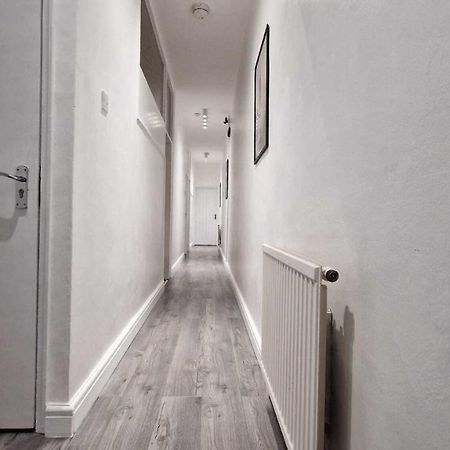Sapphire Apartments カーディフ エクステリア 写真