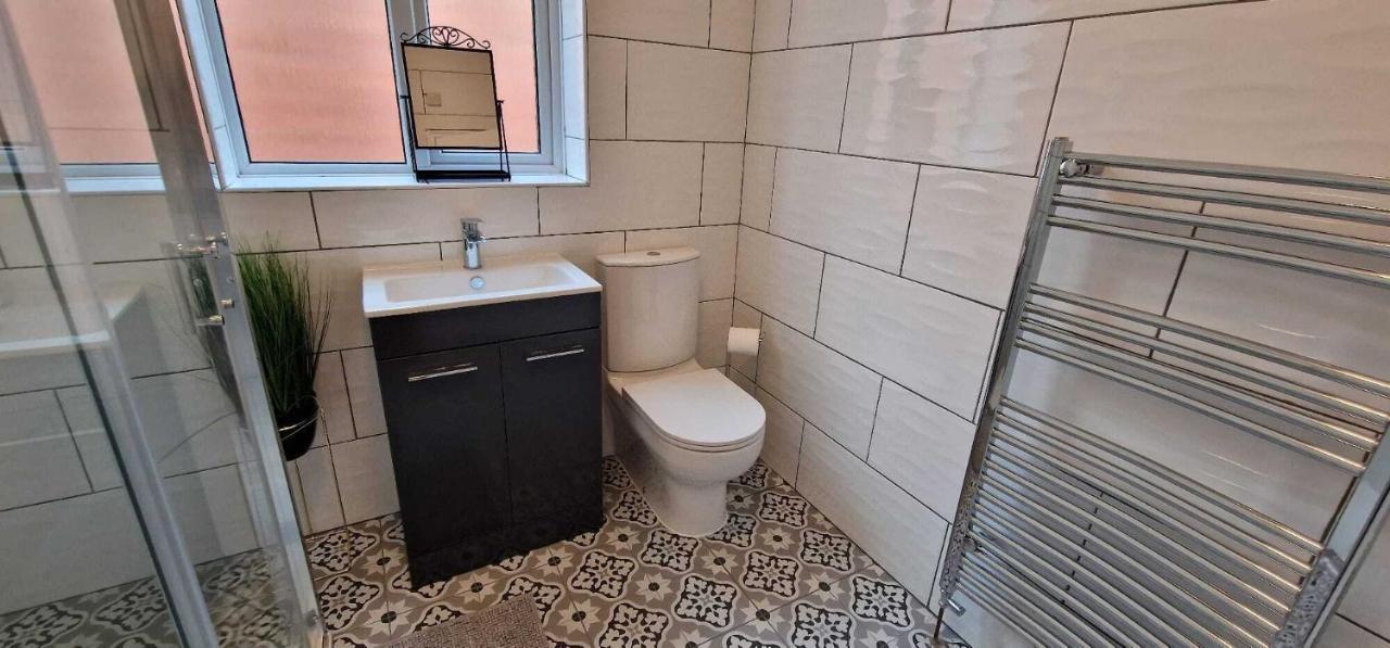 Sapphire Apartments カーディフ エクステリア 写真