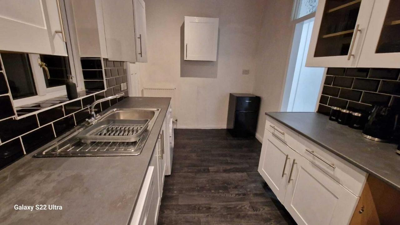 Sapphire Apartments カーディフ エクステリア 写真